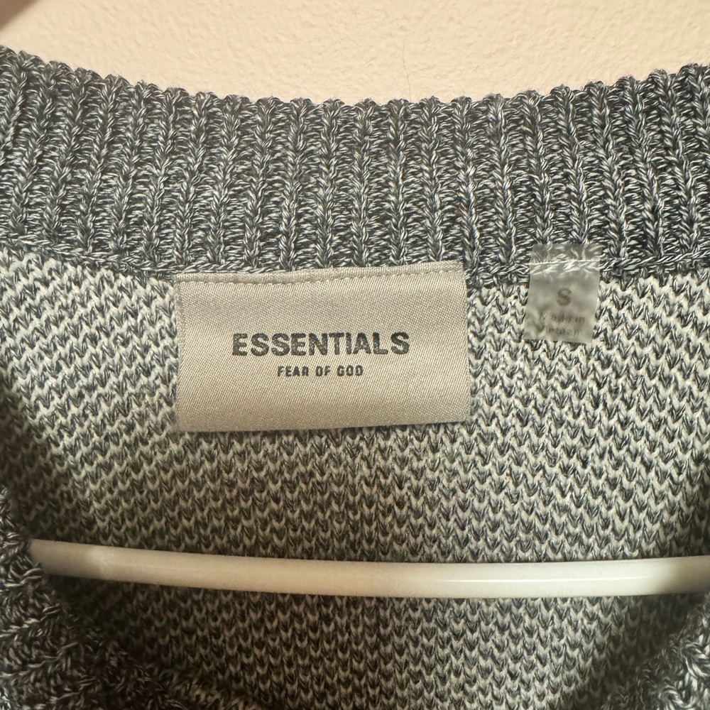 Fear of God ESSENTIALS Gray Crewneck Sweater with Cream Logo - Picture 4 of 4